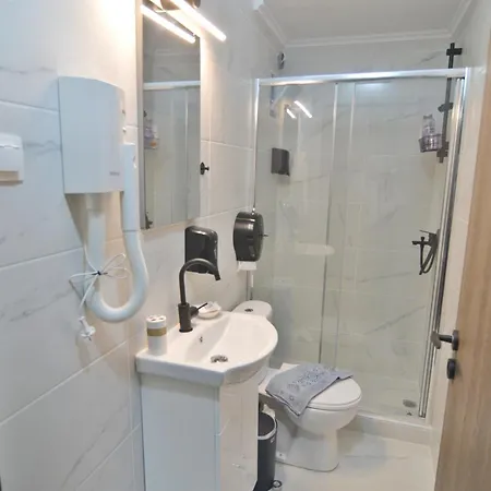 Mimoza Elite Apartament *